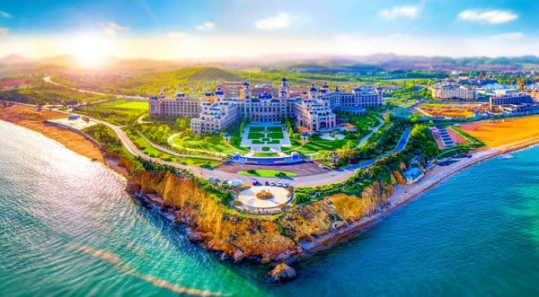 大连金石滩鲁能希尔顿度假酒店正式开业